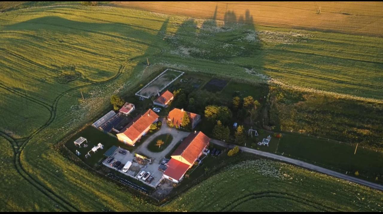 Folwark Malinowy Chrusniak Bisztynek Exterior foto